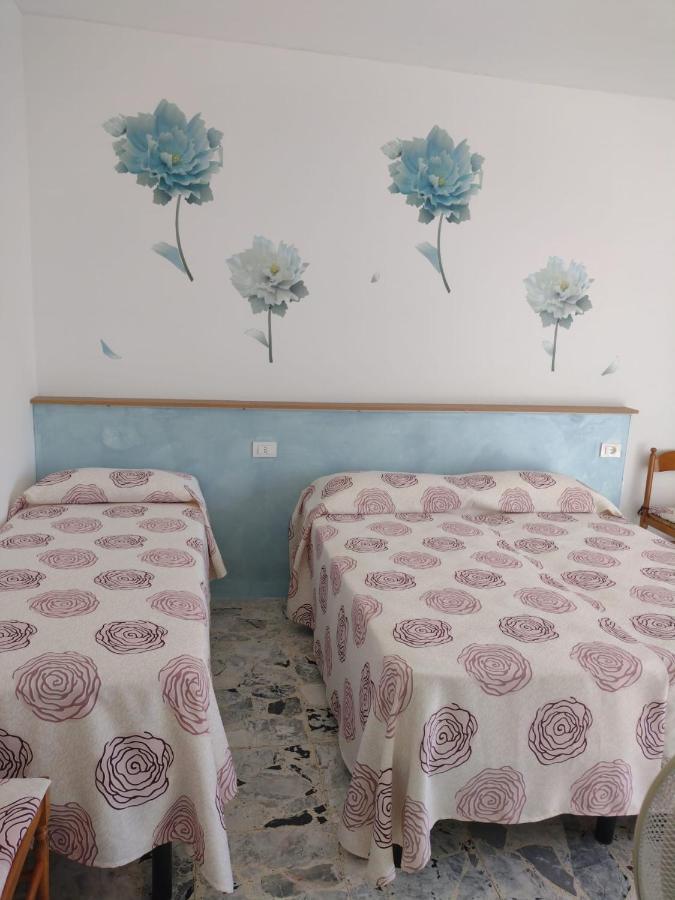 Casa Fronte Mare Apartman Ventimiglia Kültér fotó